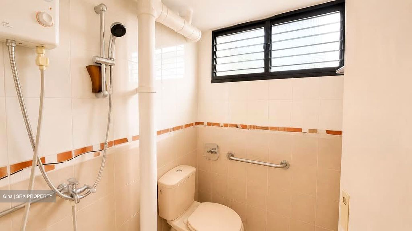 Blk 203 Bedok Town Centre (Bedok), HDB 3 Rooms #568174651